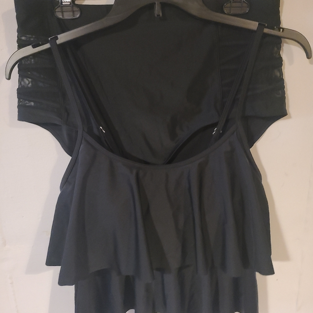 2 Piece Swimwear. Black